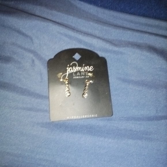 Gold Earrings ; drop diamonds, Jasmine Lane, Hypoallergenic. - Picture 8 of 9